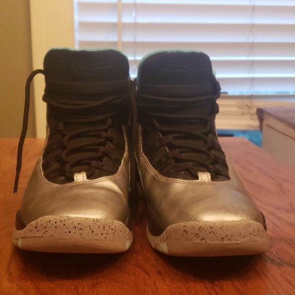 Air Jordan 10 Retro 30th BG
“Lady Liberty” - Picture 4 of 4